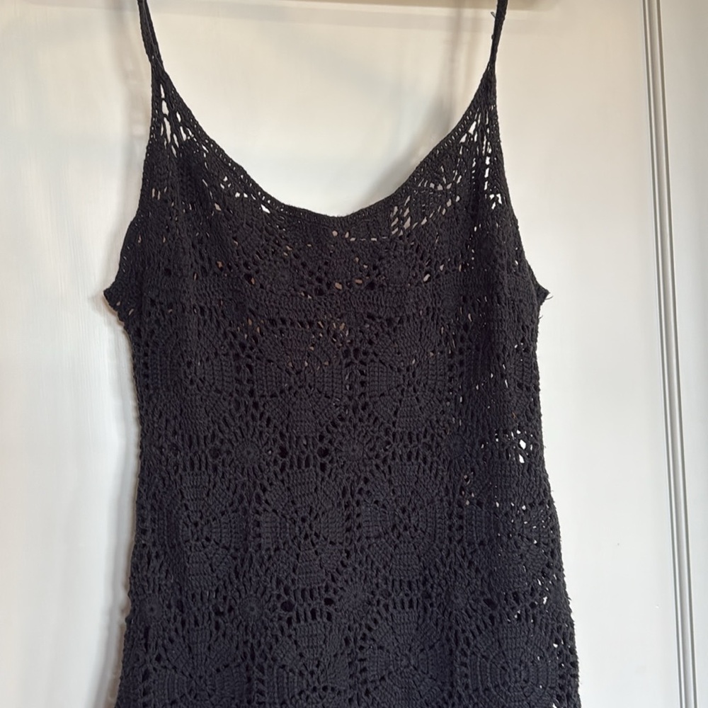 Cute open knit black dress size Large